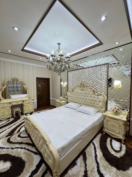 Продается 4 ком. Квартира площадью 126 кв.м. Адрес Фрунзе