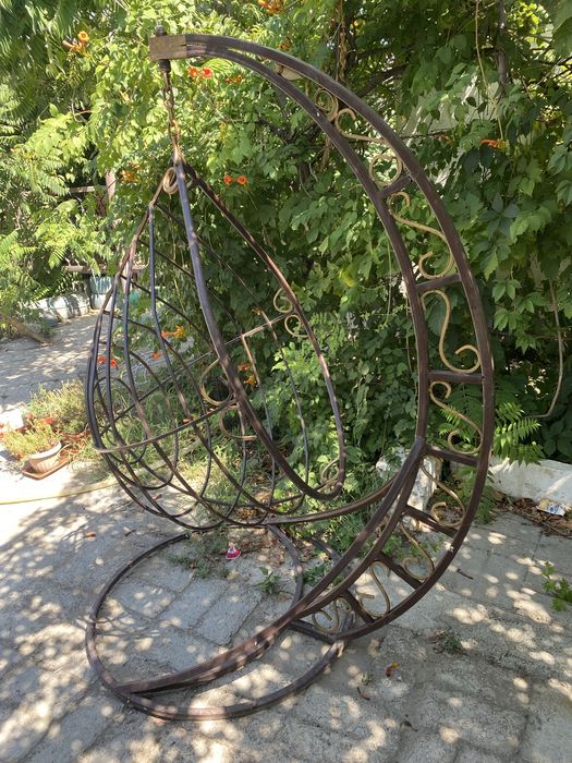 Кокон кочелия из металла