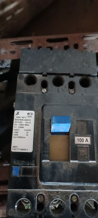 Автоматический выключатель