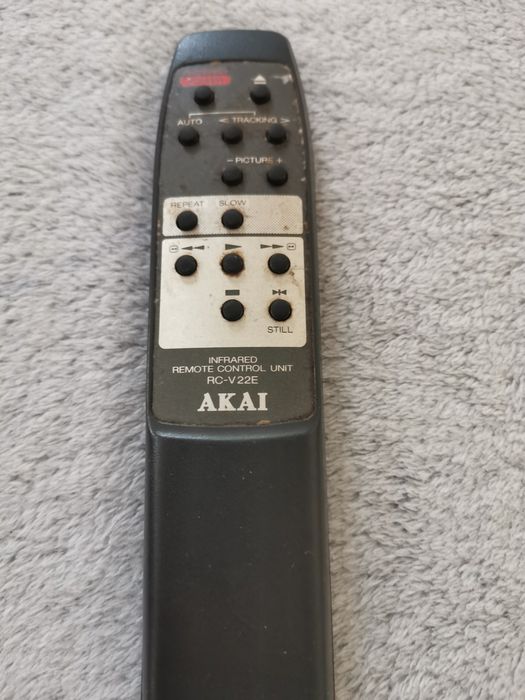 Различни модели дистанционни.