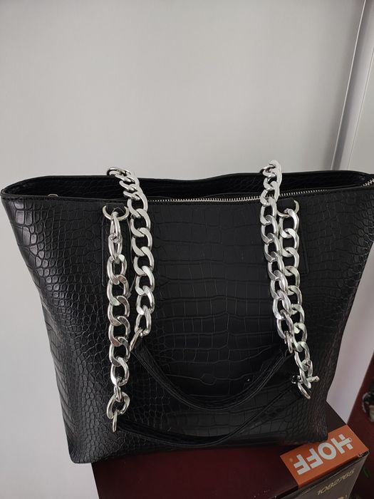 Geanta dama nou de umăr