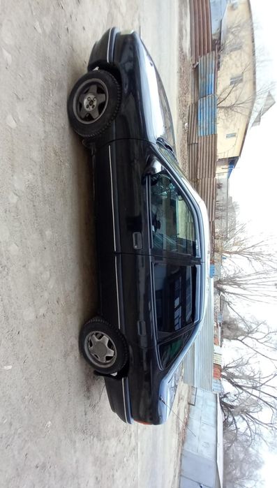 Opel Vectra CDX 2.0