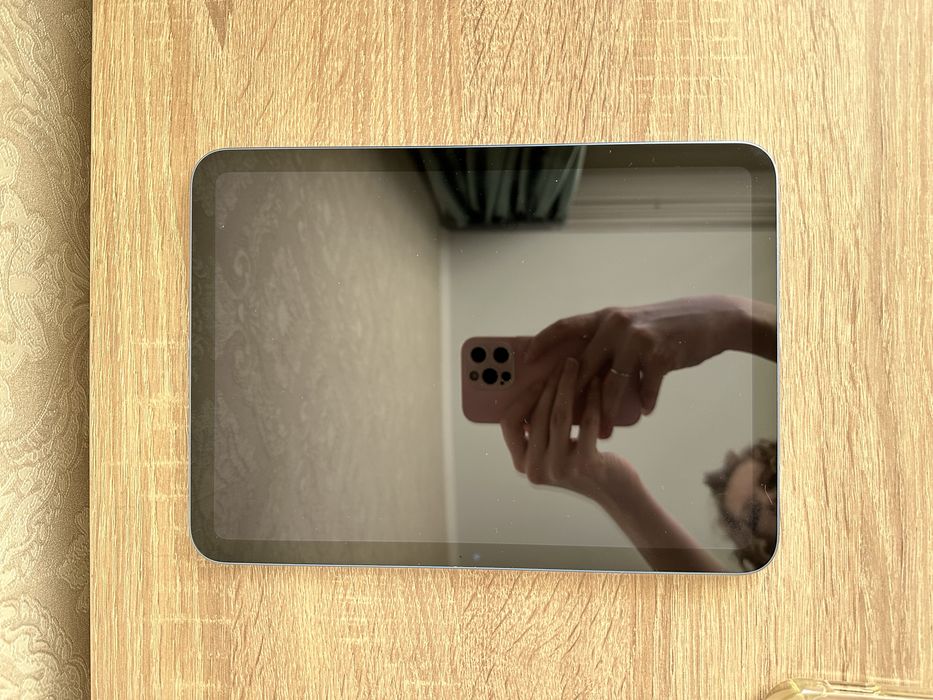 IPad 10/ 64 ГБ