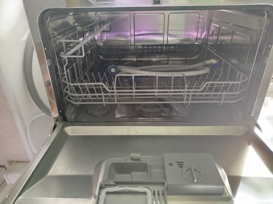 Посудомоечная машина.