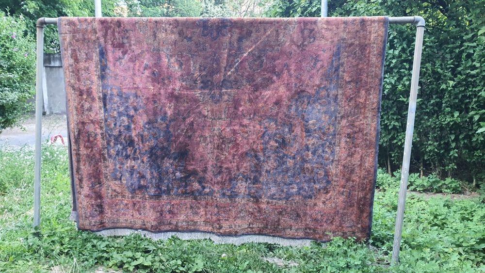 Vind Covor Persan antic deosebit