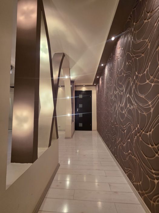 Vând Apartament 3 camere, Drumul Taberei