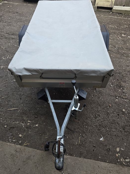 Remorcă auto 750 kg