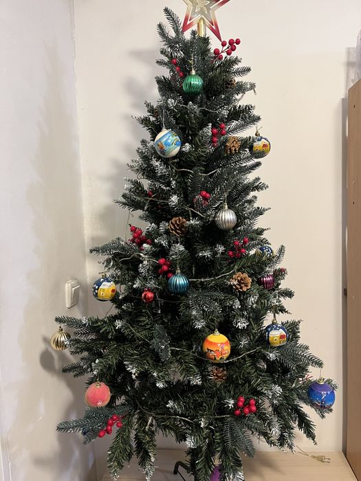 Елка новогодняя