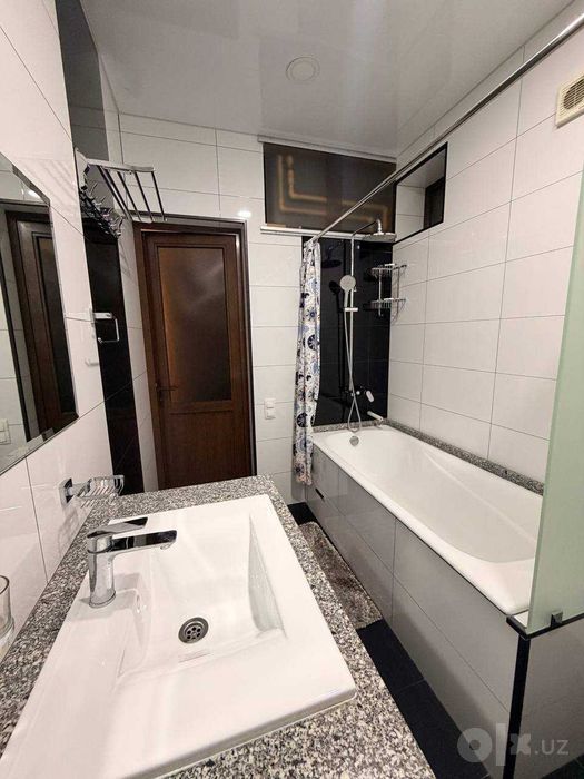 Реклама №3636 Продаётся 4 х комнатная квартира