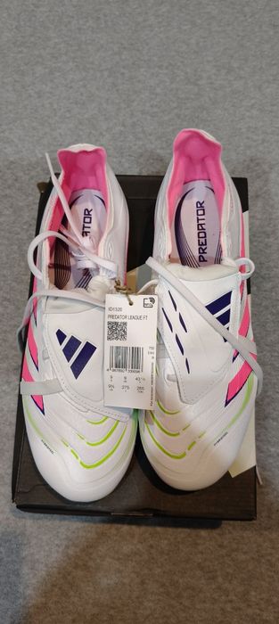 Ghete fotbal adidas predator