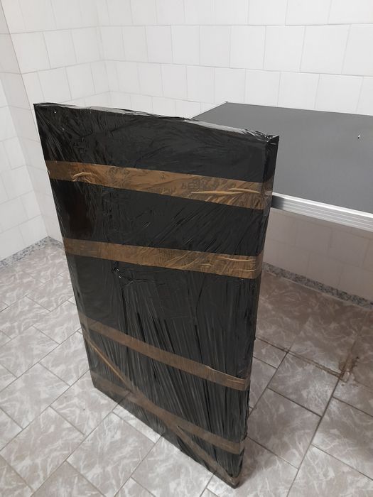 Masă pliabilă nouă, reglabilă pe înălțime