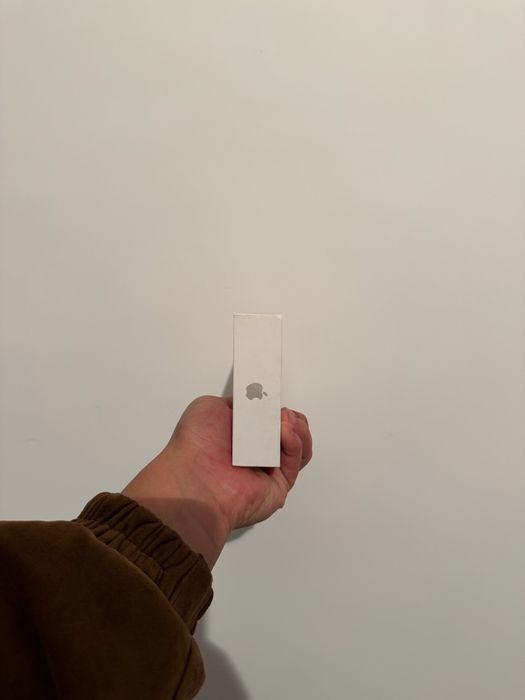 Iphone 11 каробка