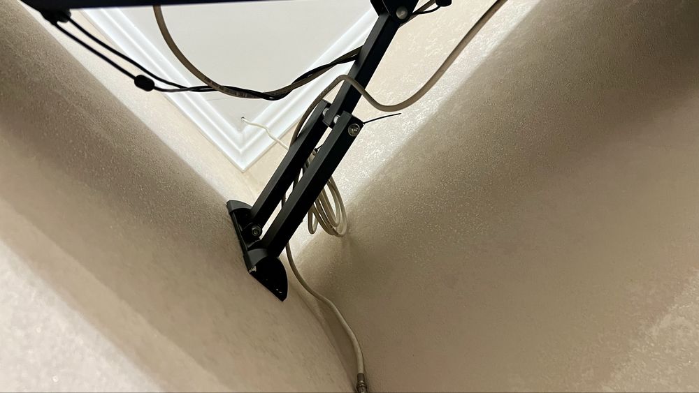 Телевизор LG 45 дюймов (диагональ 114 см)