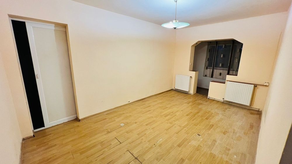 Apartament 2 camere parter.