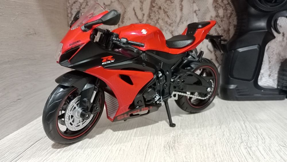 Мотоциклы в масштабе 1:12