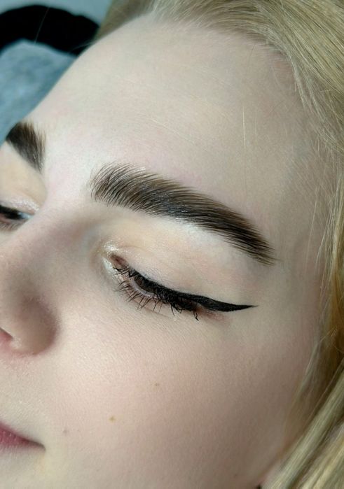 Коррекция/Окрашивание/Ламинирование бровей