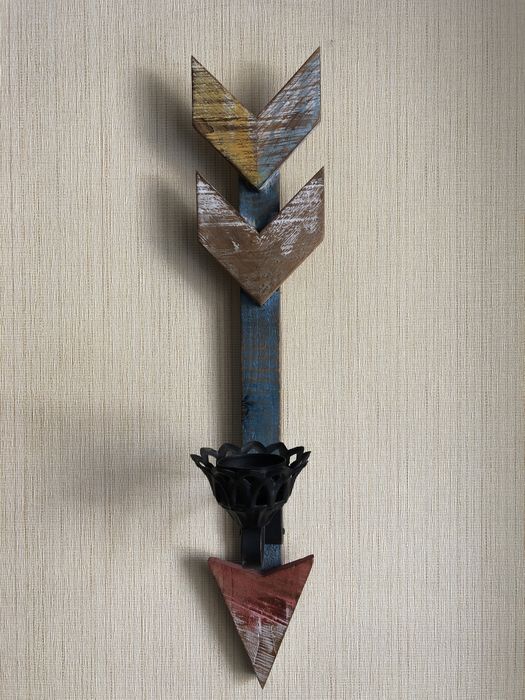 Декоративная стрела подсвечник