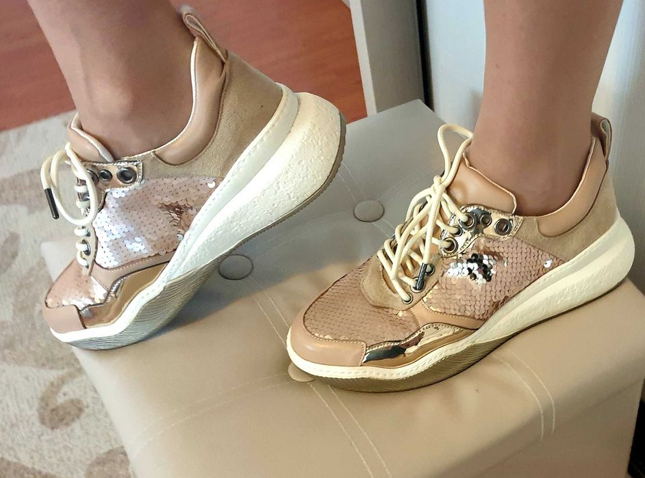 Adidas OTTER model deosebit cu paiete reversibile