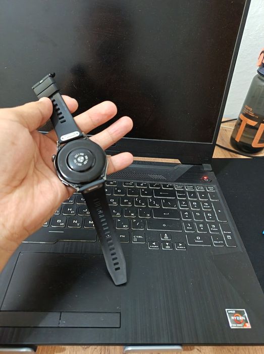 Продам Huawei watch 5 46mm идеал