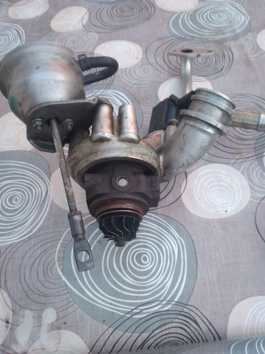 Турбо 1.4 бензинTSI за Голф 6.Докаран е от Германия.