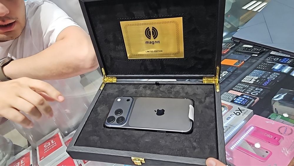 iPhone 17pro max limited black edition