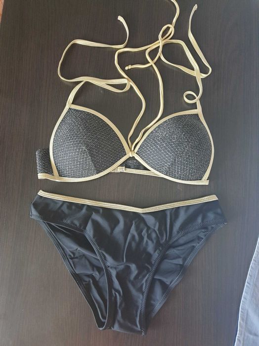 Costume de baie - modele variate