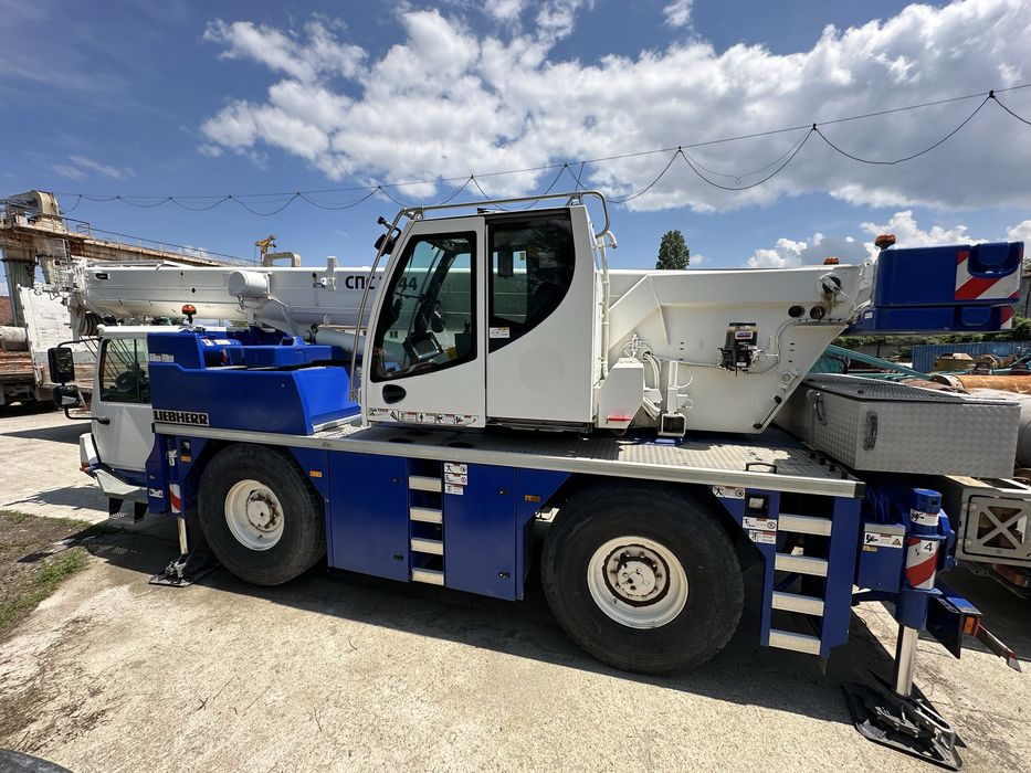 Автокран под наем Liebherr LTM 1030-2.1 30 тона