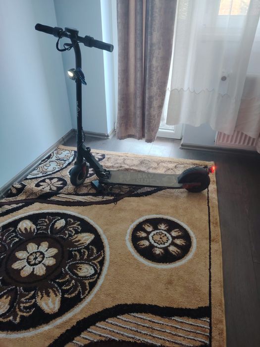 Vand trotineta electrica