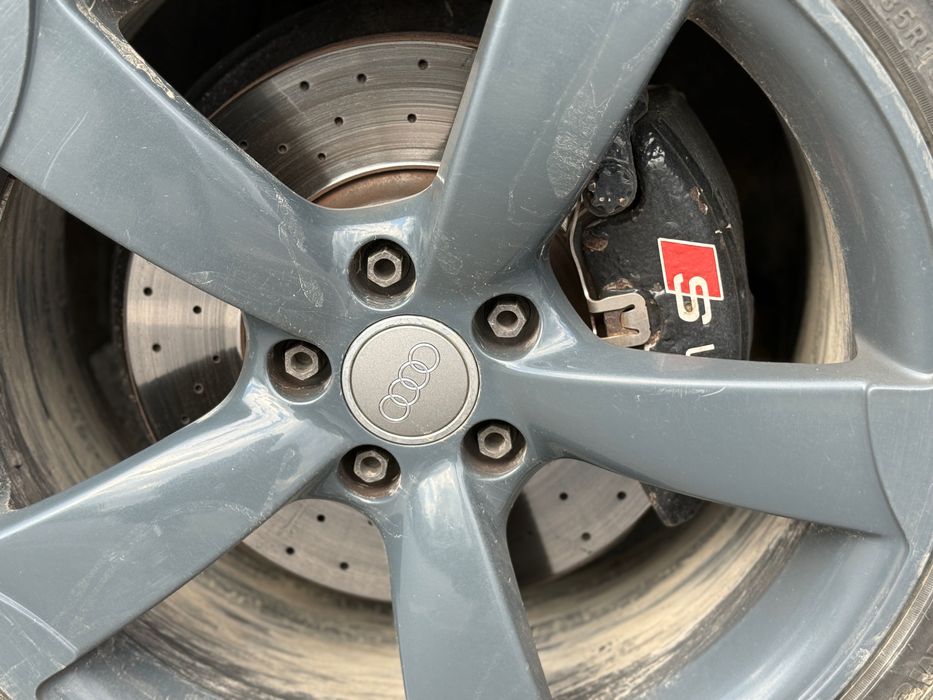Audi A4 B8 RS and S line