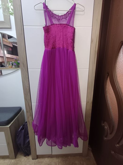 Rochie de  ocazie D-soare 10-12 ani!