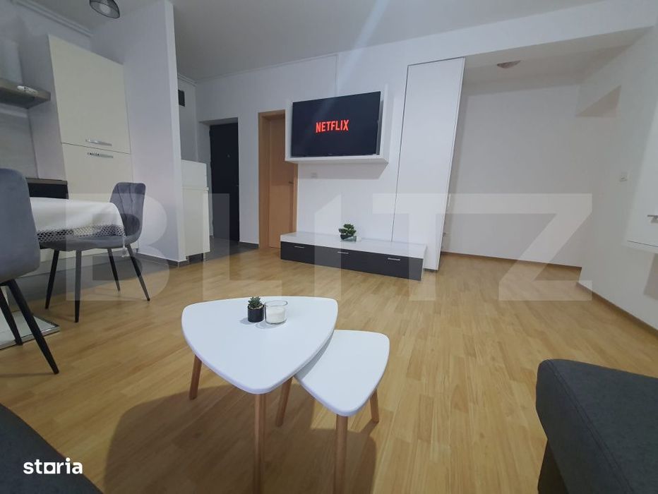 Apartament 3 camere, 65 mp, zona Lipovei
