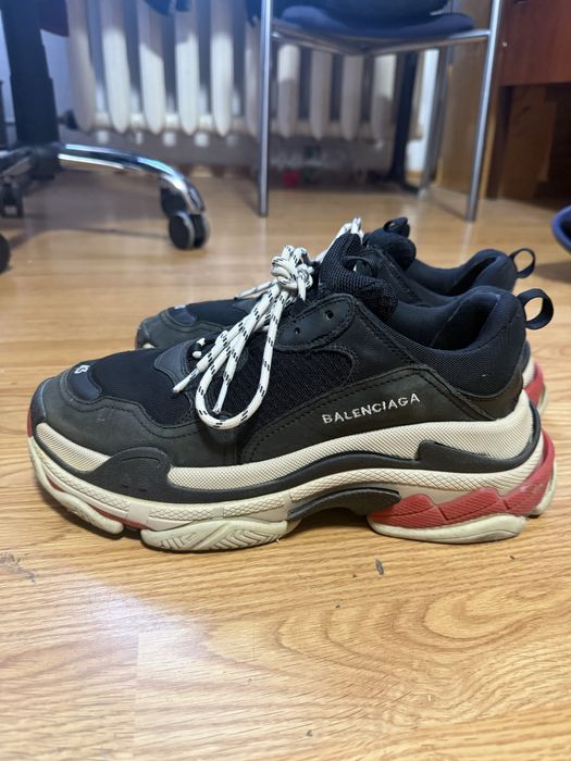 Balenciaga triple s