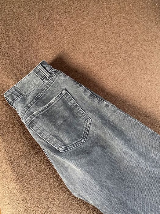 Черни скъсани дънки Bershka