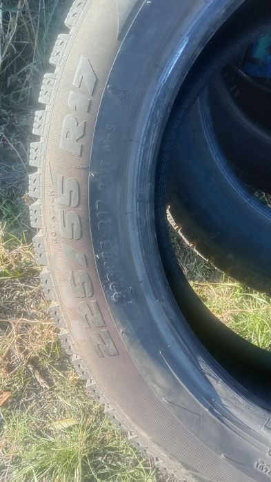 Продам зимние шины