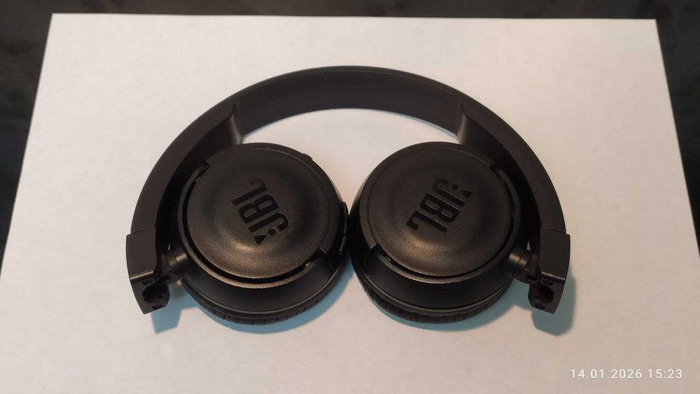 Наушники JBL TUNE 450BT Wireless on-ear headphones