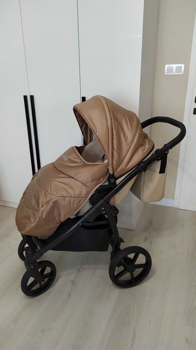 Бебешка количка 3в1 Buba Karina Light Beige / Светла Бежова