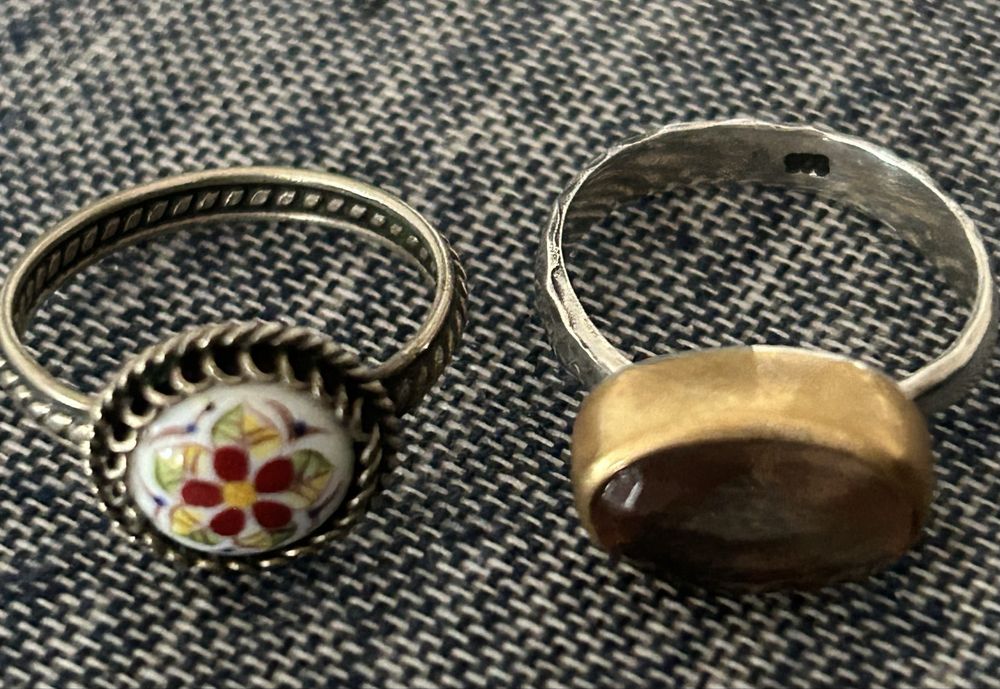 Пръстени / Руски -  30лв и  Сребърен с позлата 60лв.