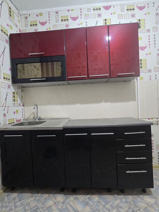 Кухонный шкаф б/у