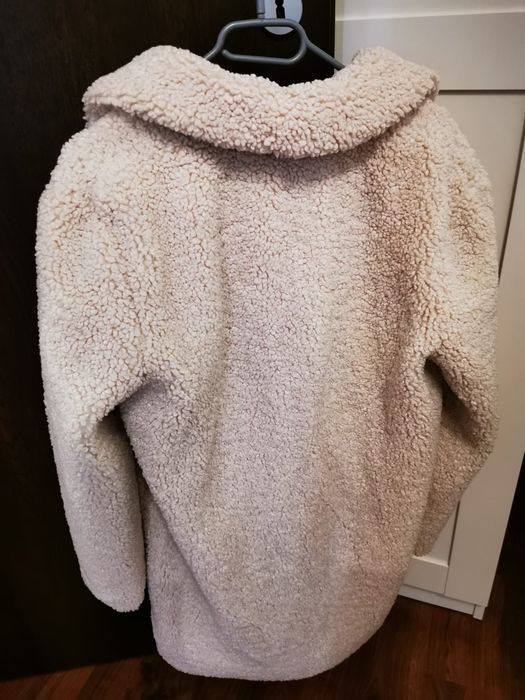 Vand haina de blana sintetica, calitativa, nr. 40, C&A