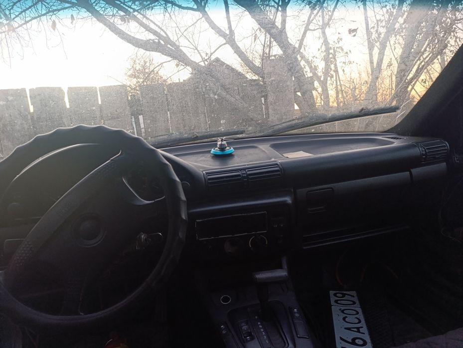 Продам БМВ е36 компакт