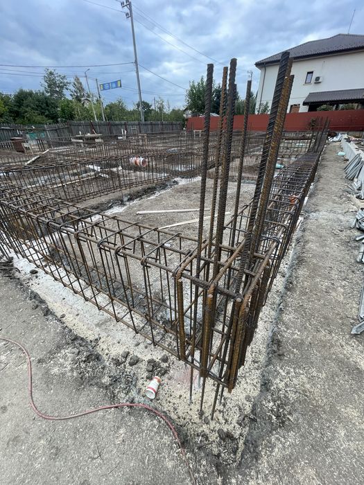 Constructii de case cu predare la cheie sau la rosu.