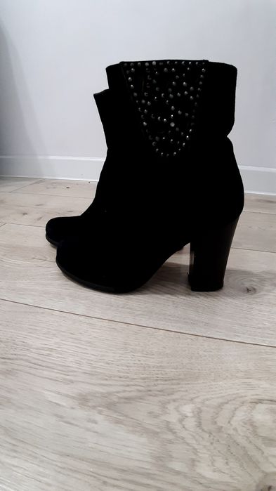 Обувь женская полусапожки