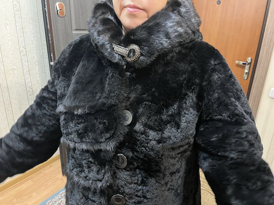 Шуба из мутона, натуральная
