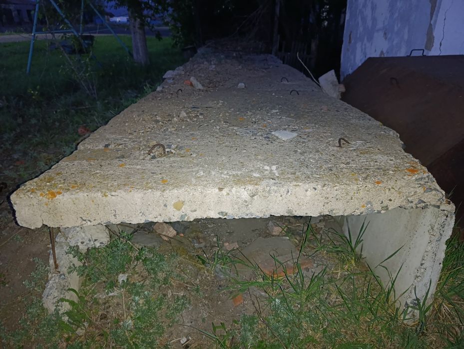 Продам бетонные плиты