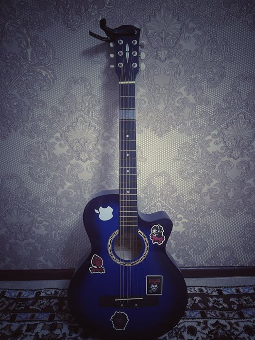 Синяя Классическая гитара