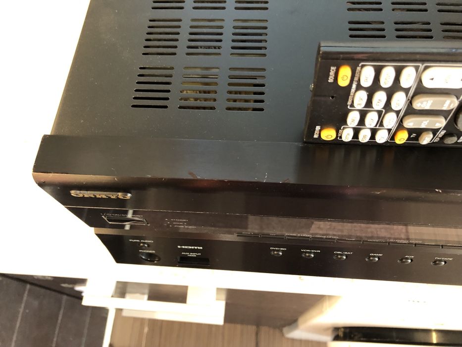 Onkyo TX-SR607 resiver