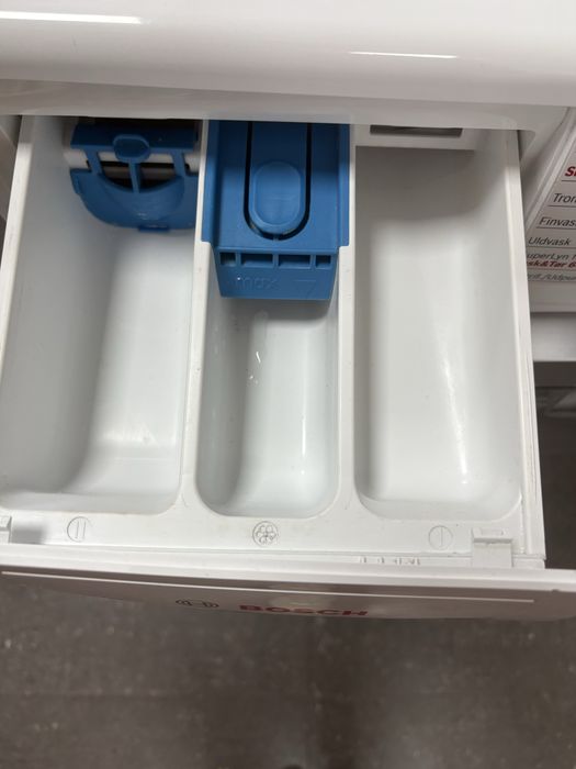 Пералня със сушилня Bosch WVG30444SN Serie 6 7/4 кг.