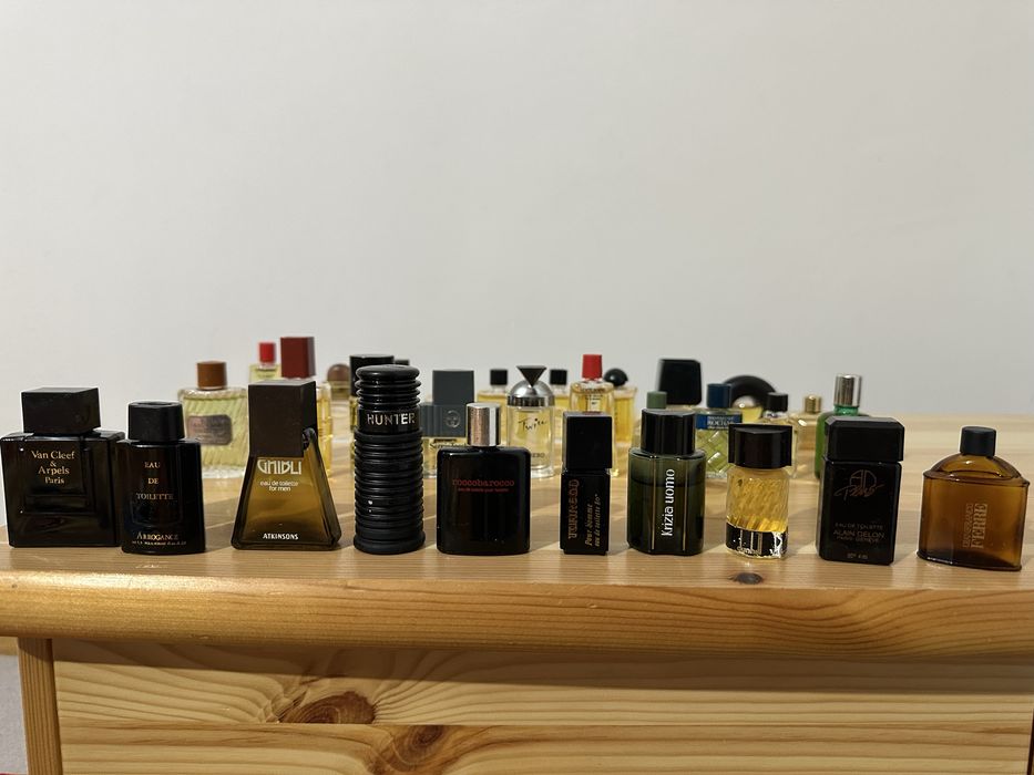 Miniaturi vechi de colectie