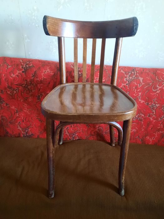 Стулья бу 6шт. В хорошем состоянии