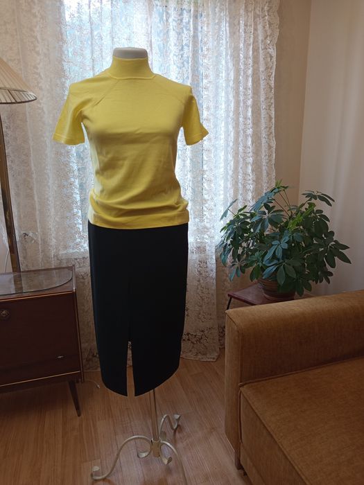 Продам женские вещи.